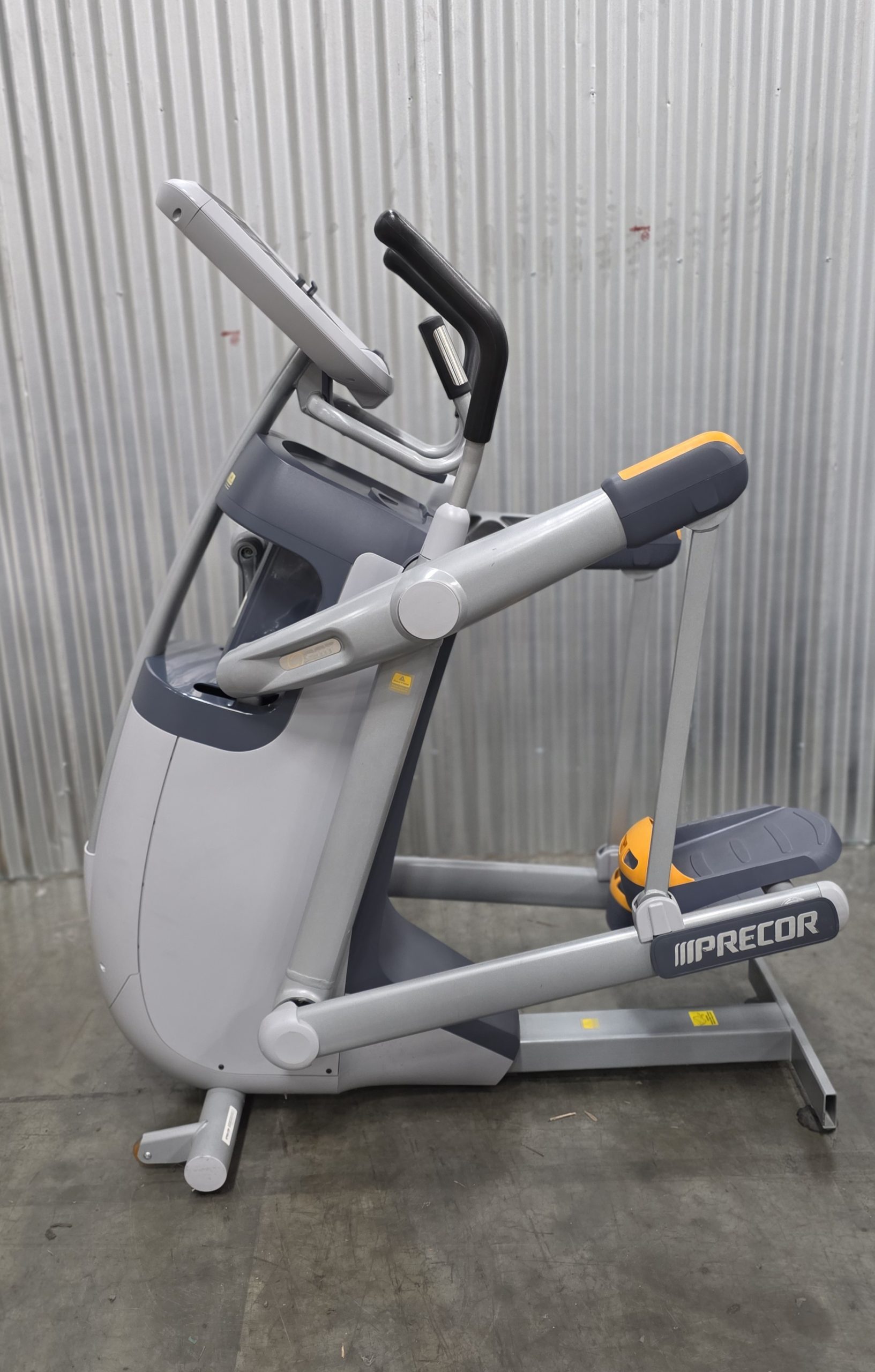 Precor AMT 100i Adaptive Motion Trainer - USED