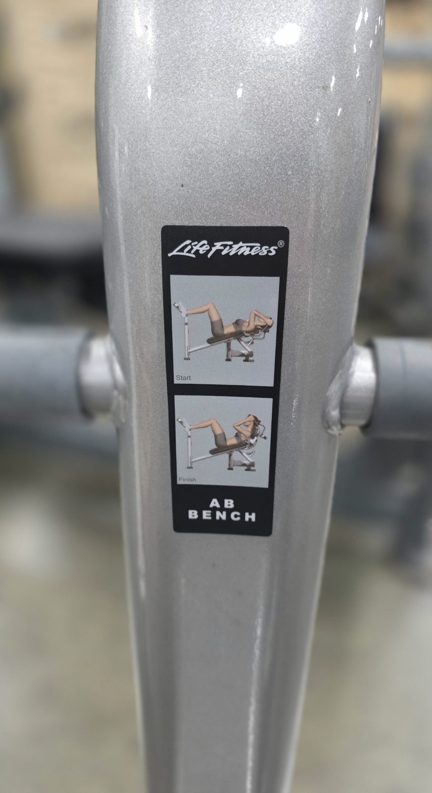 Life Fitness Commercial Signature Series Dual-Pivot Ab Crunch Bench - USED