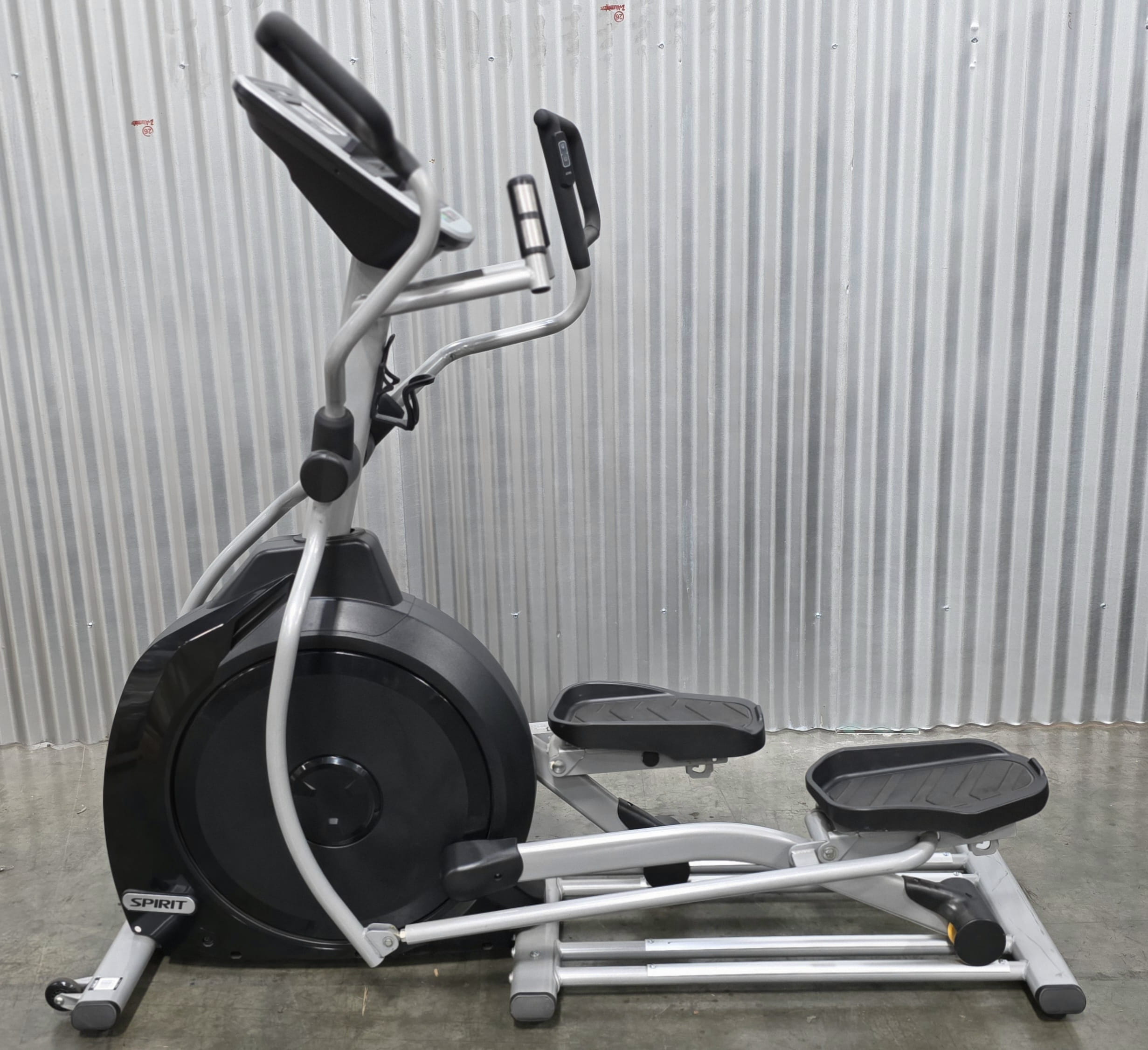 Spirit Fitness XE295 Elliptical - USED