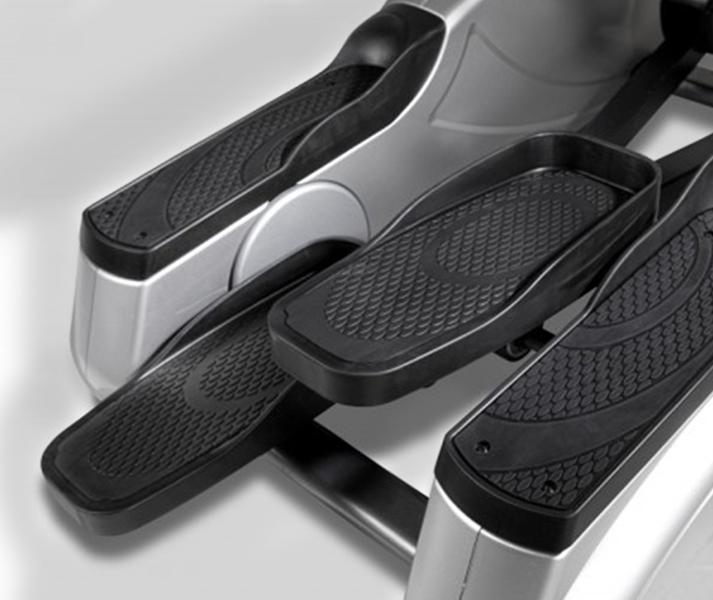 True Fitness PS300 Elliptical - Image 2
